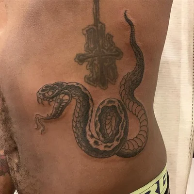 Alex Powell tattoo 029