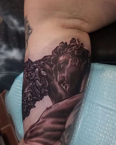 Whitney Seanor tattoo 010