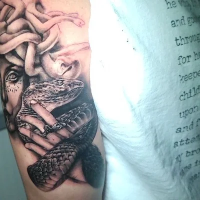 Whitney Seanor tattoo 011