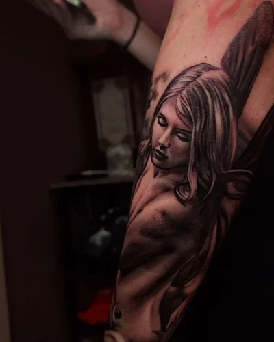 Whitney Seanor tattoo 050