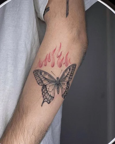 Kati Cherry tattoo 042