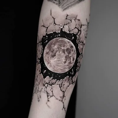 Hwi tattoo 028