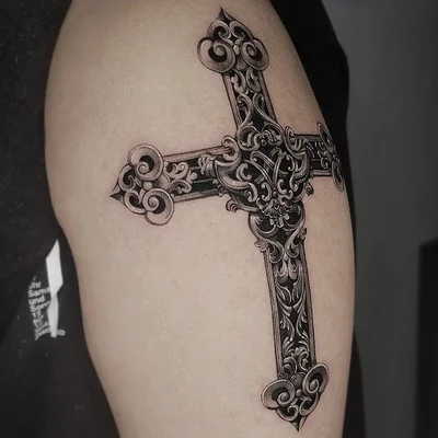 Hwi tattoo 049
