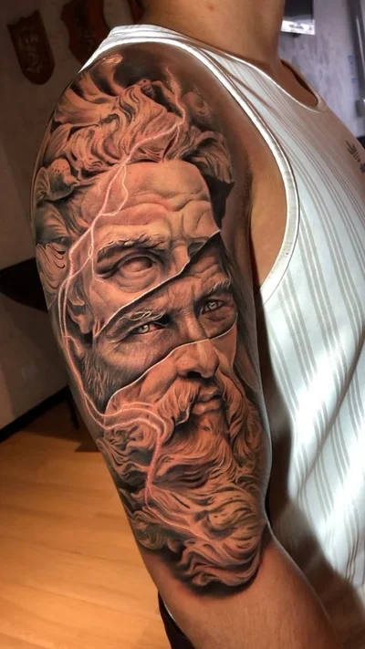Lucas Camargo tattoo 025