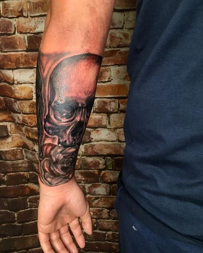 Martin Henshaw tattoo 039
