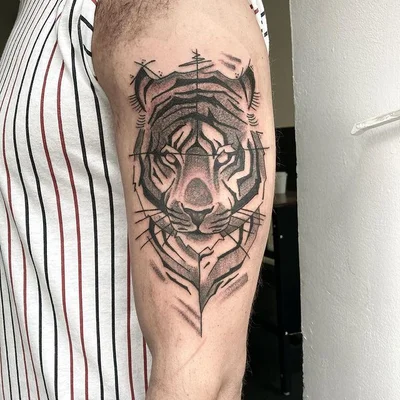 Martina tattoo 029