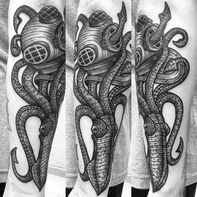 Andrés Medina tattoo 022