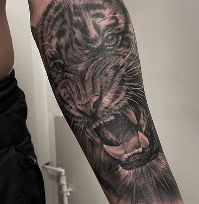 Tina (Tattoomini) tattoo 040