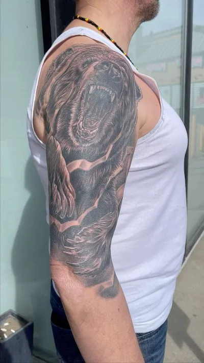 Chris Moniz tattoo 039