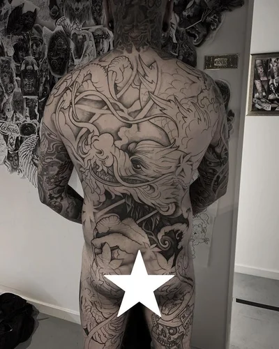 Nero Borne tattoo 014