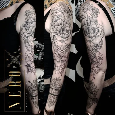 Nero Borne tattoo 034