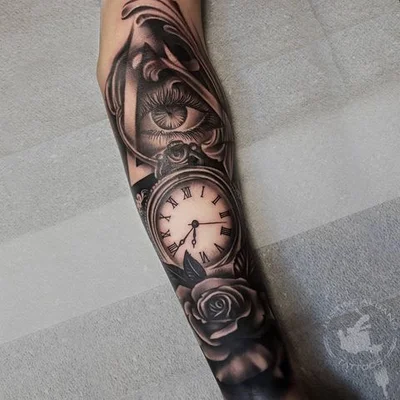 Justine Albano tattoo 001