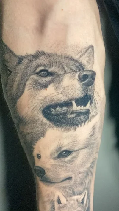 Oleg Romanov tattoo 030