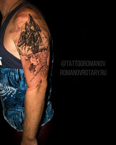 Oleg Romanov tattoo 035