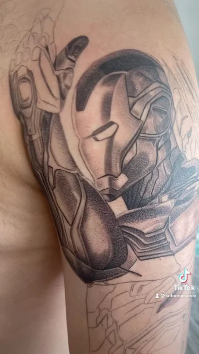 Oleg Romanov tattoo 047