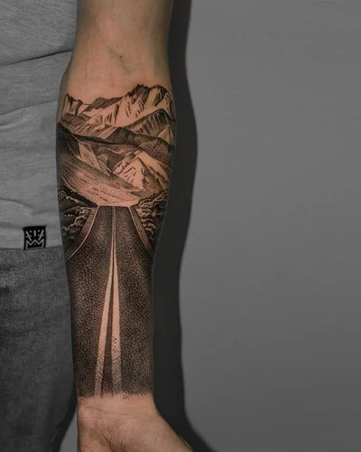 Oleg Romanov tattoo 049