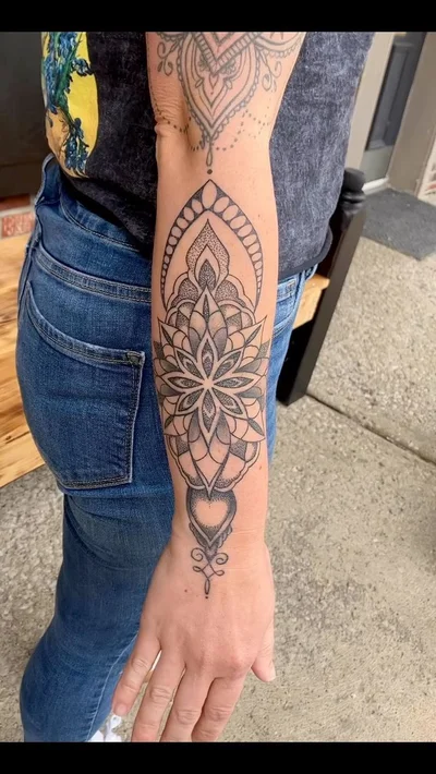 Kings and Myths Tattoos tattoo 019