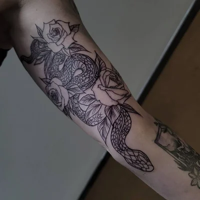 Tattoos by Ez tattoo 012