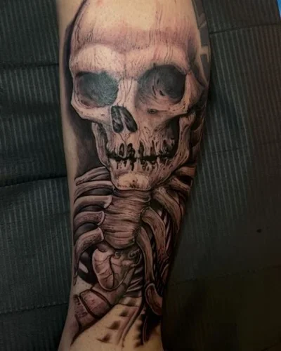 Hal Sawyer tattoo 022