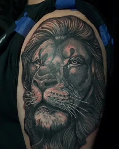 Hal Sawyer tattoo 044