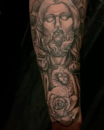 Hal Sawyer tattoo 050