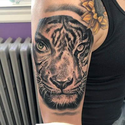Junior tattoo 045