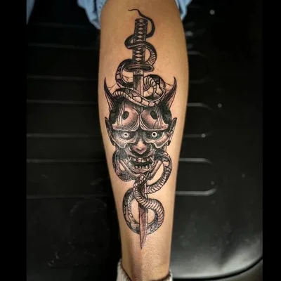 Bronwyn Esmonde-White tattoo 007