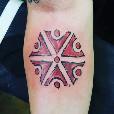Bronwyn Esmonde-White tattoo 013
