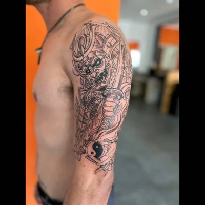 Bronwyn Esmonde-White tattoo 045