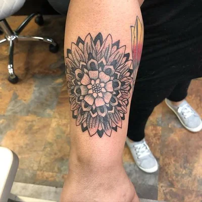 Neil Capra tattoo 039
