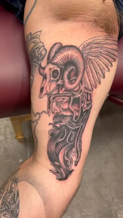 Neil Capra tattoo 043