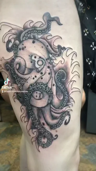Neil Capra tattoo 044