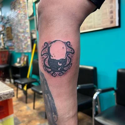 Neil Capra tattoo 045