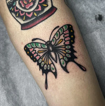 Scarlett Sophia Gilbey tattoo 023