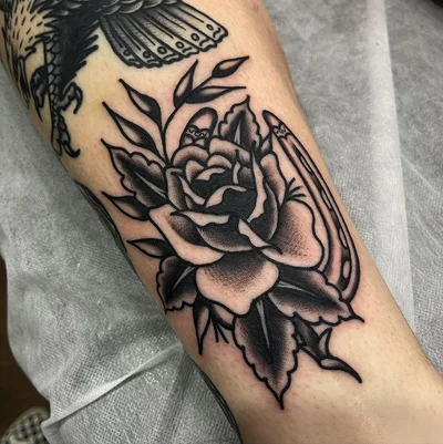 Scarlett Sophia Gilbey tattoo 031