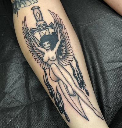 Scarlett Sophia Gilbey tattoo 036