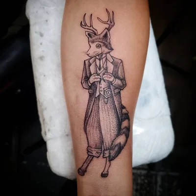 Xander Redfern tattoo 007