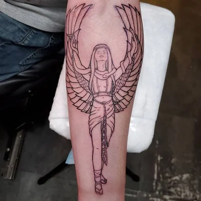 Xander Redfern tattoo 010