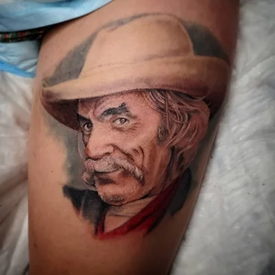 Xander Redfern tattoo 023