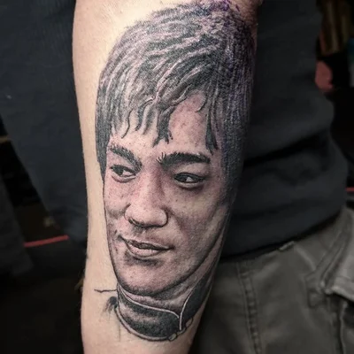 Xander Redfern tattoo 048