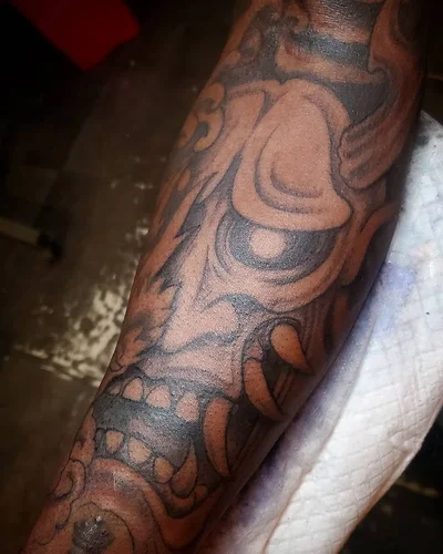 Xander Redfern tattoo 049