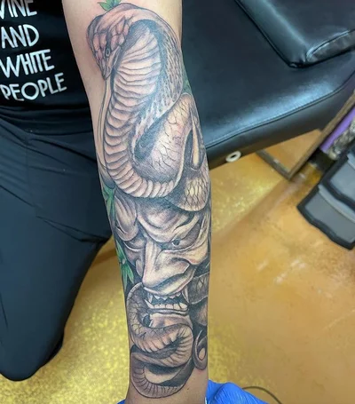 Taz Alexander tattoo 031