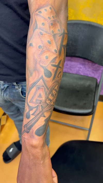 Taz Alexander tattoo 035