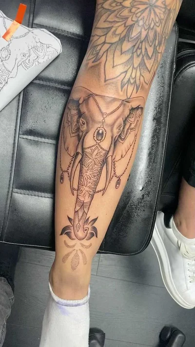 Tattoo Saunders tattoo 007