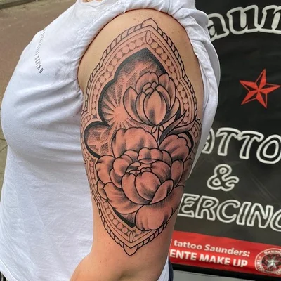 Tattoo Saunders tattoo 015