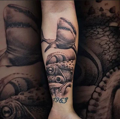 Max Müller tattoo 020
