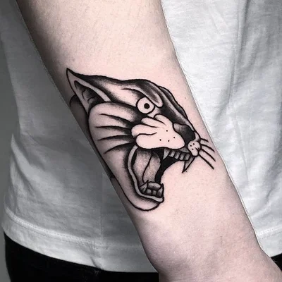 Max Müller tattoo 044