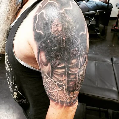 Allan Erwin tattoo 032