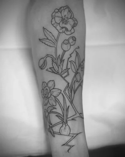 Anna Clarke tattoo 008