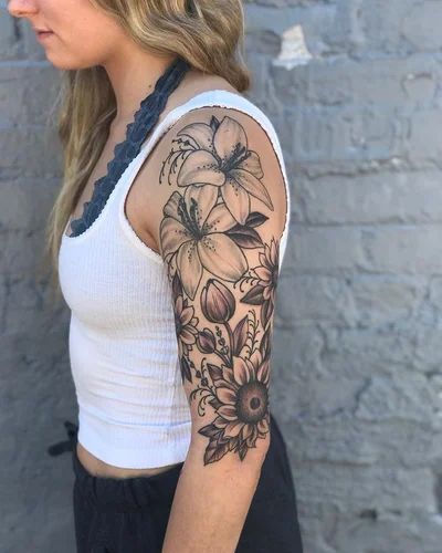 Anna Clarke tattoo 020